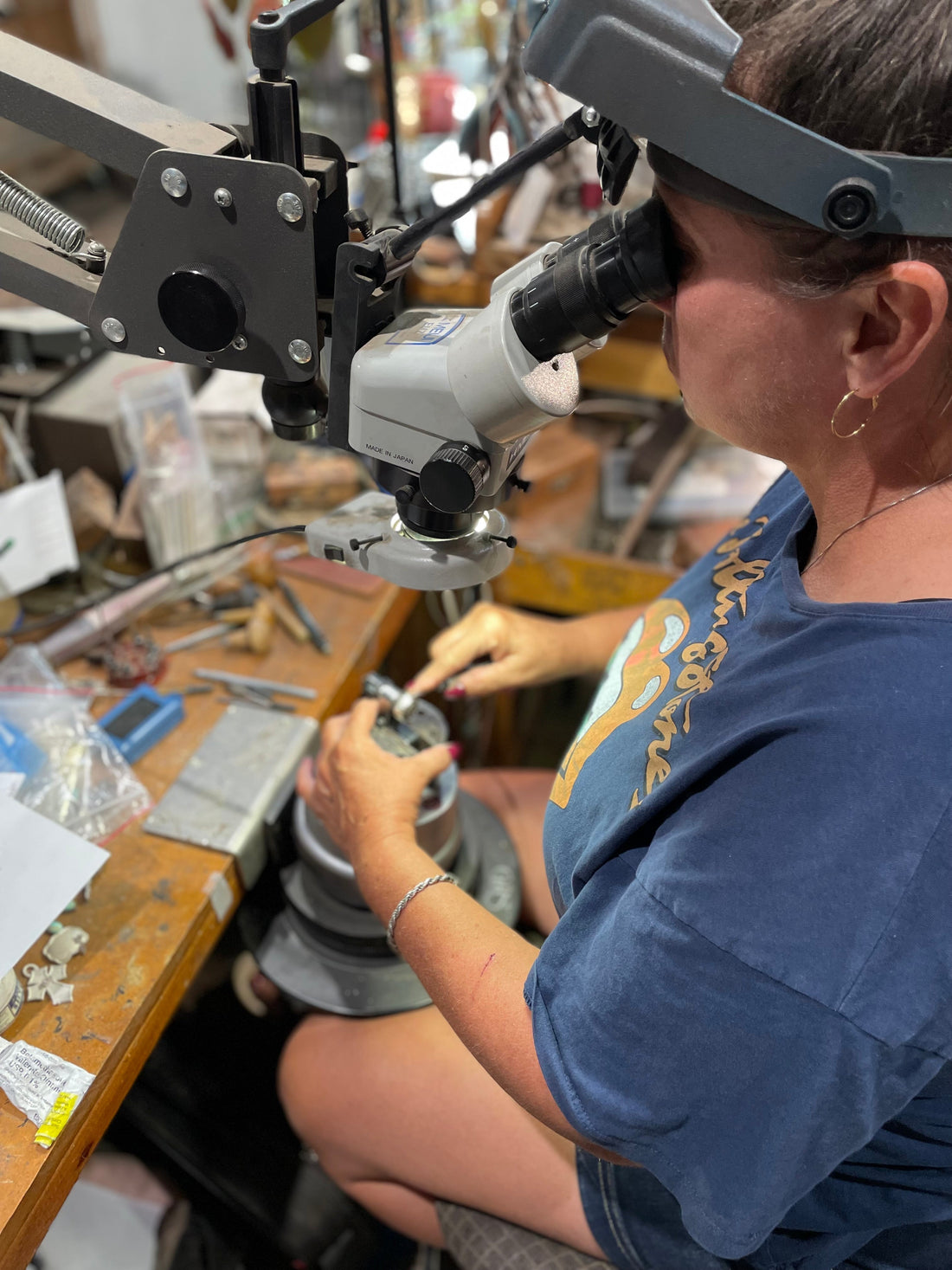 How We Handcraft Custom Wedding Rings