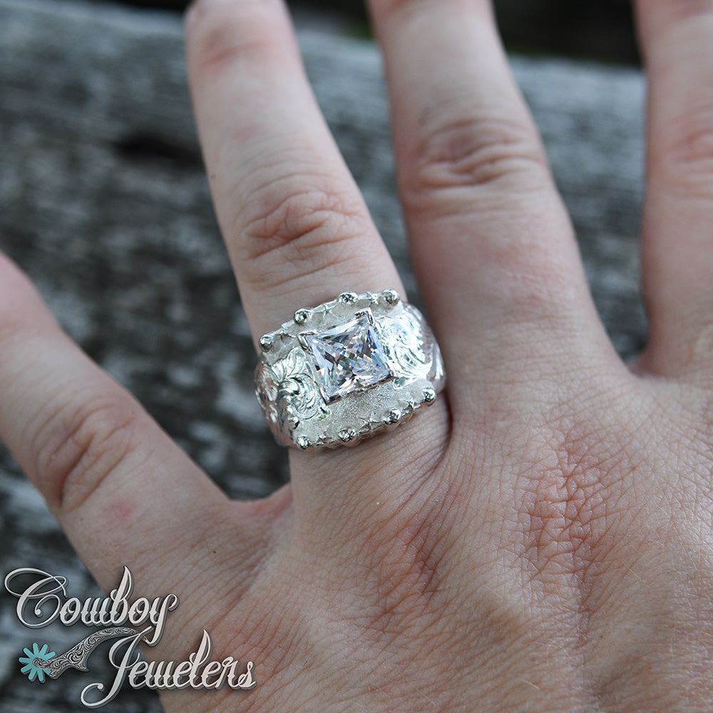 the Star Berry wedding ring