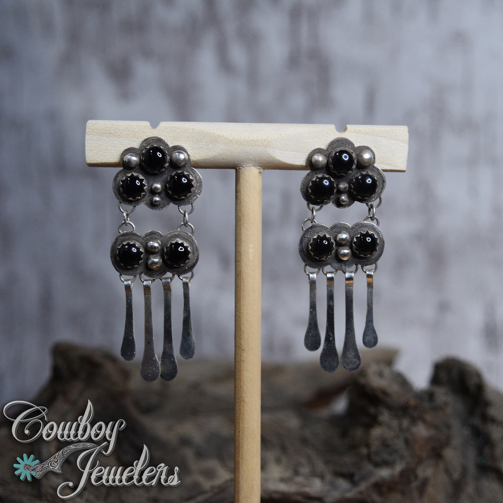 104 - Horseshoe dangle earrings