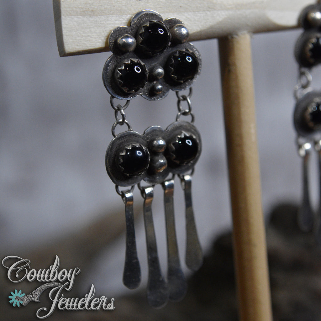 104 - Horseshoe dangle earrings