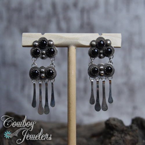 104 - Horseshoe dangle earrings