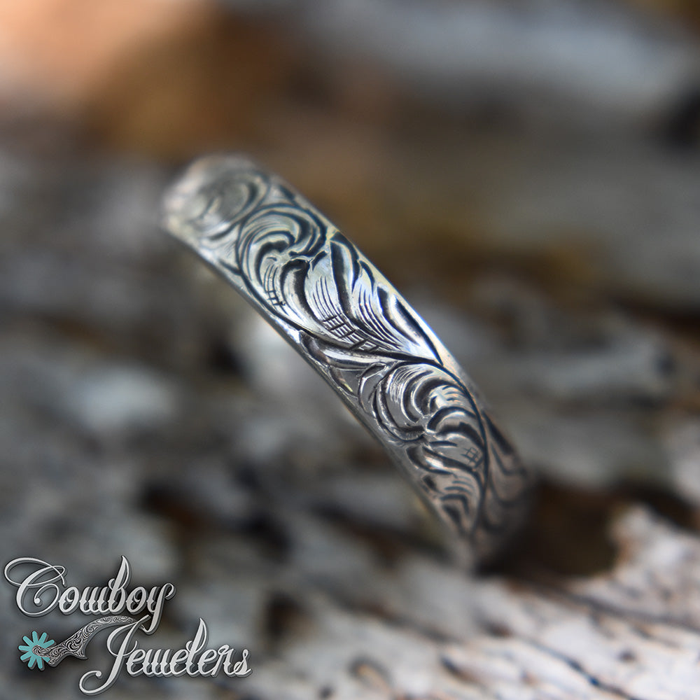 Hand engraved band with antique finish 4mm wide - 5034