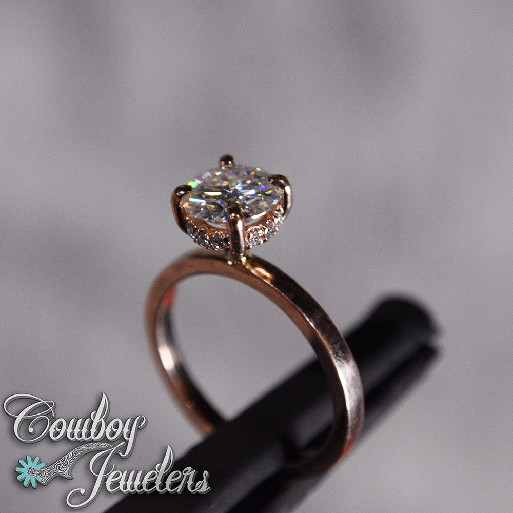 301 - Size 6 1/2 : Ready to ship, 14k rose gold and Moissanite