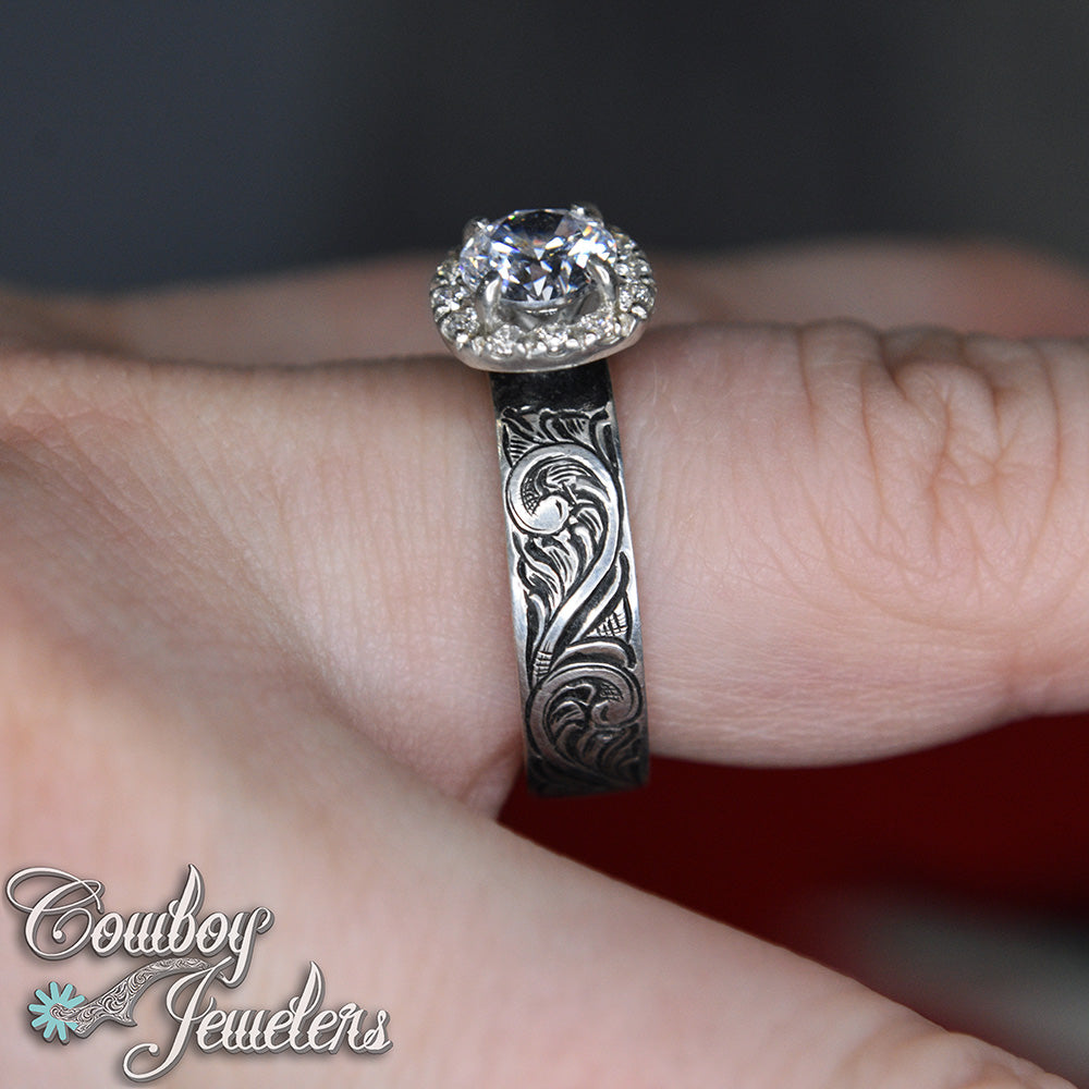 5505 - Size 7 1/2 : Ready to ship Sterling silver antiqued ring, halo setting