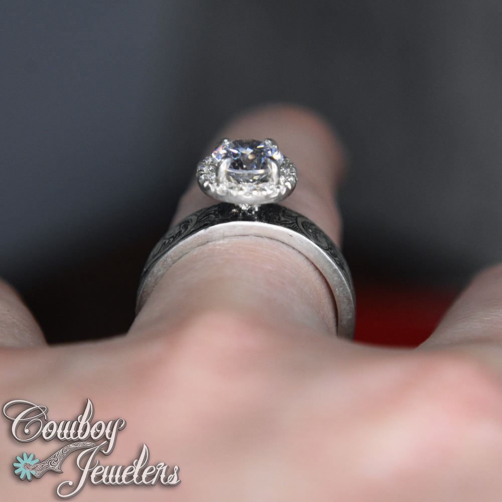 5505 - Size 7 1/2 : Ready to ship Sterling silver antiqued ring, halo setting