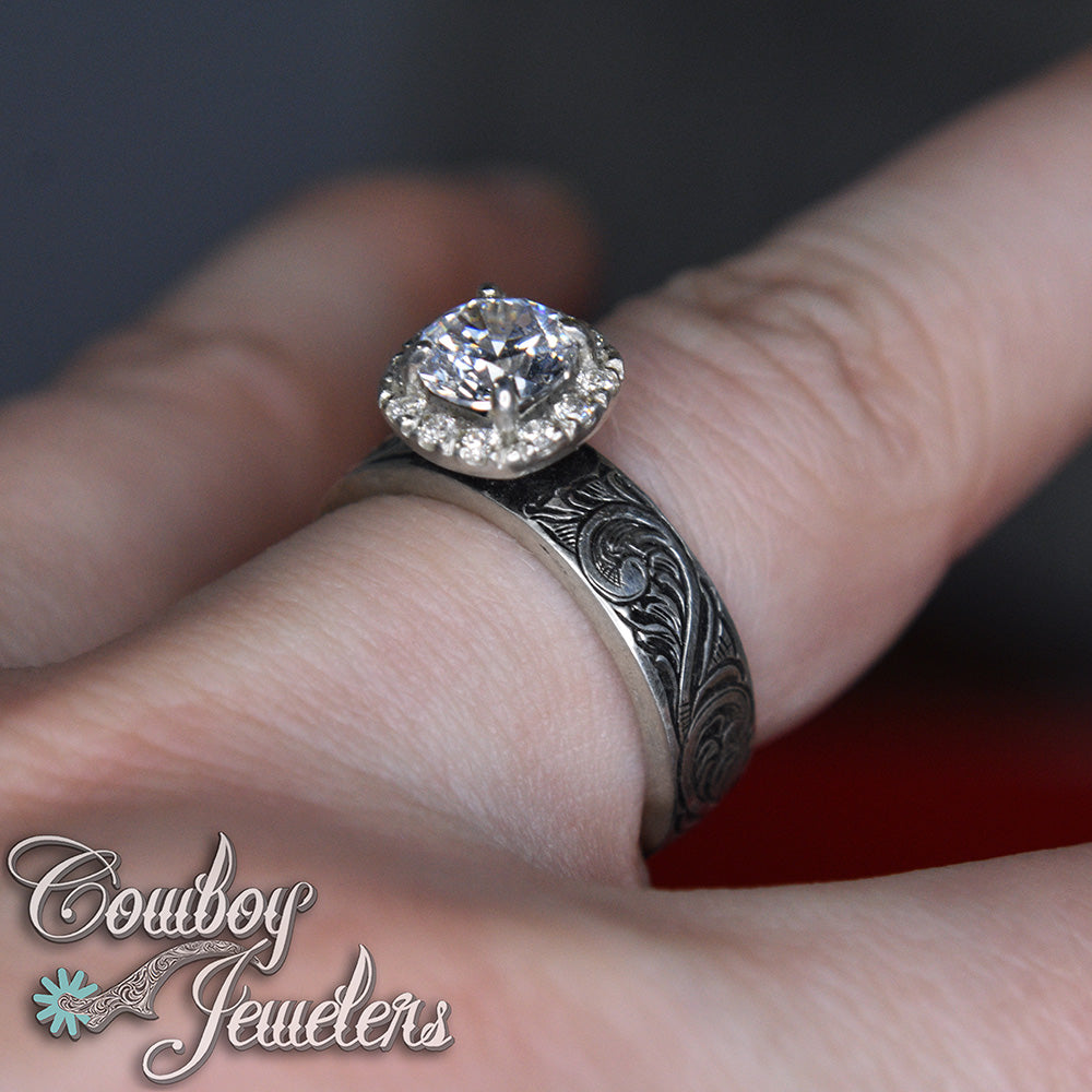 5505 - Size 7 1/2 : Ready to ship Sterling silver antiqued ring, halo setting