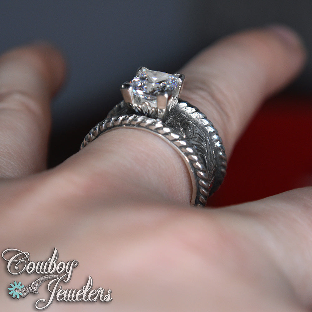 5049 - Size 7 1/2 : Ready to ship, Sterling silver antiqued band